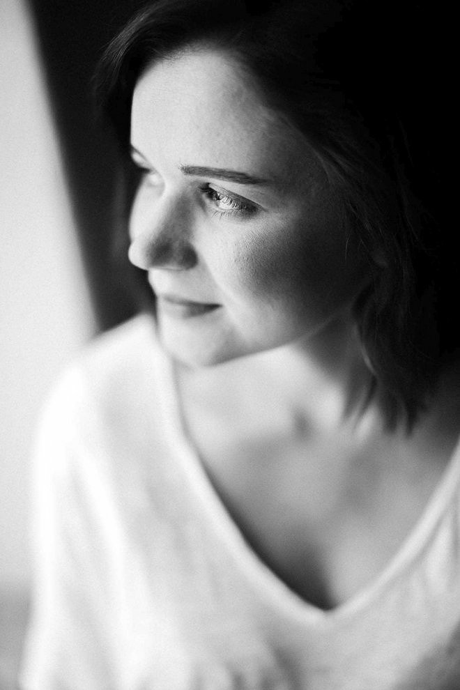 Portrait von Designerin Rebekka