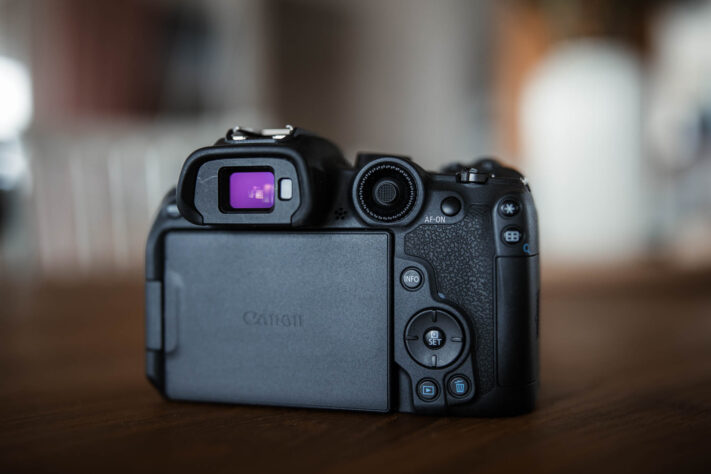 Canon EOS R7 vs. EOS R8 - Vergleich der Systemkameras 18